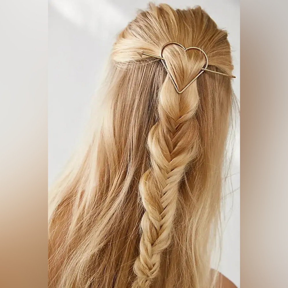 New🌟Free People-Aria Heart Hair Pin